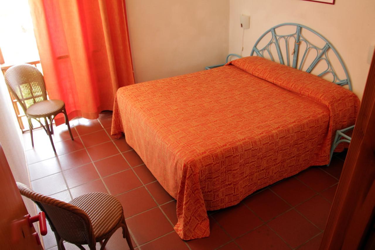 Residence Portolaconia Appartamenti Cannigione Δωμάτιο φωτογραφία